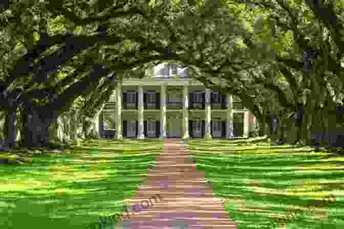 Gracious Facade Of Oak Alley Plantation, A Stunning Reminder Of Louisiana's Plantation Era What S Great About Louisiana? (Our Great States)